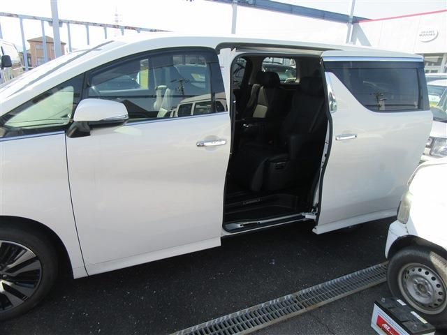 TOYOTA ALPHARD 2020 Image 31