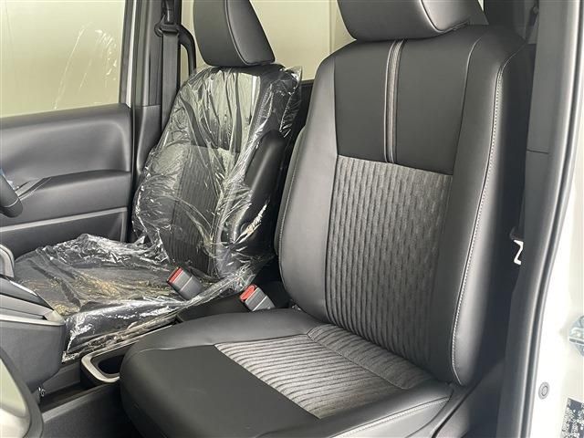 TOYOTA NOAH HYBRID 2026 Image 31