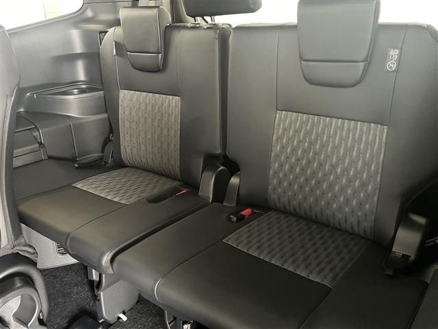 TOYOTA NOAH HYBRID 2026 Image 31