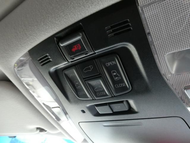 TOYOTA ALPHARD 2018 Image 31