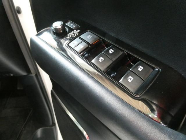 TOYOTA ALPHARD 2018 Image 31