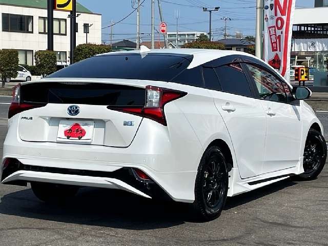 TOYOTA PRIUS 2022 Image 31