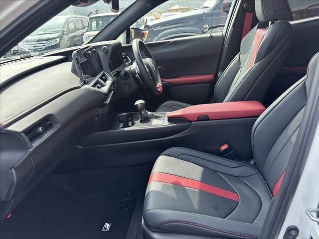 TOYOTA LEXUS UX250H 2023 Image 31
