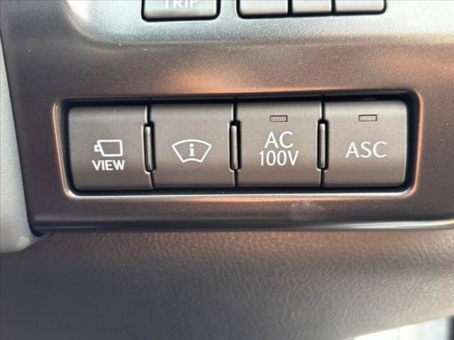 TOYOTA LEXUS UX250H 2023 Image 31