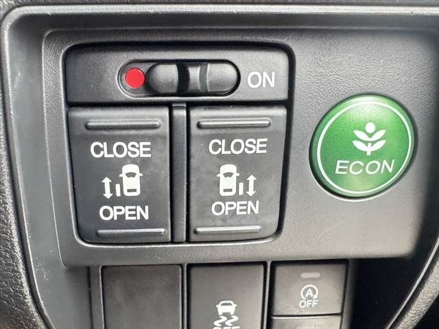 HONDA ODYSSEY 2013 Image 31