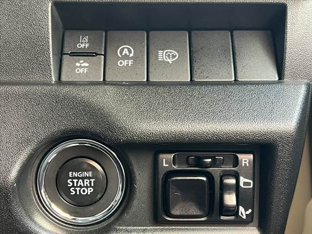 SUZUKI JIMNY 4WD 2023 Image 31