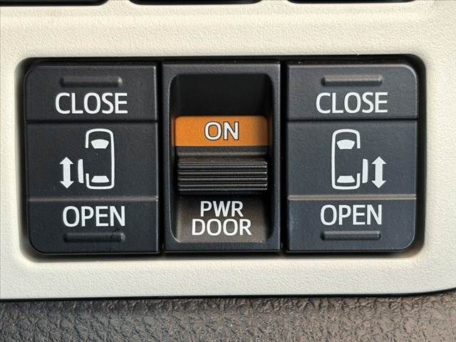 TOYOTA NOAH 2020 Image 31