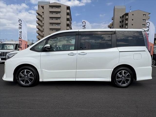 TOYOTA NOAH 2020 Image 31