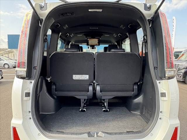 TOYOTA NOAH 2020 Image 31