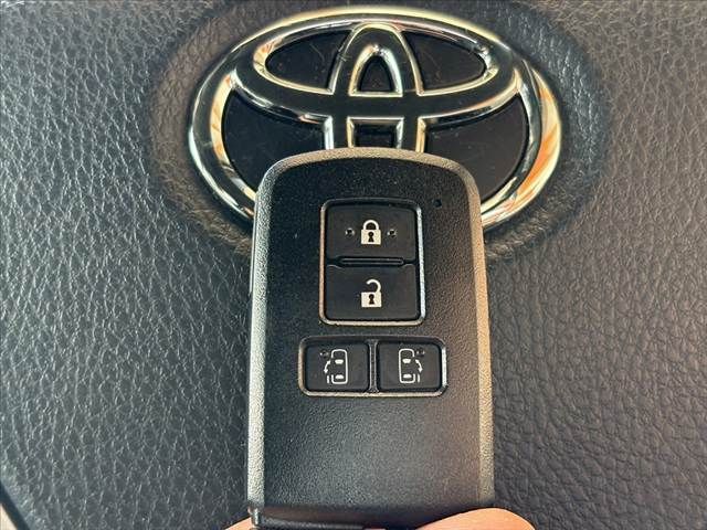 TOYOTA NOAH 2020 Image 31