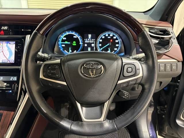 TOYOTA HARRIER HYBRID 2014 Image 31