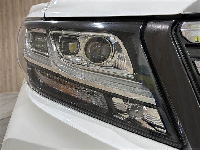 TOYOTA ALPHARD HYBRID 4WD 2015 Image 31