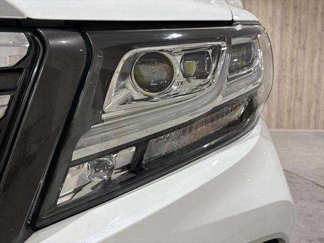 TOYOTA ALPHARD HYBRID 4WD 2015 Image 31