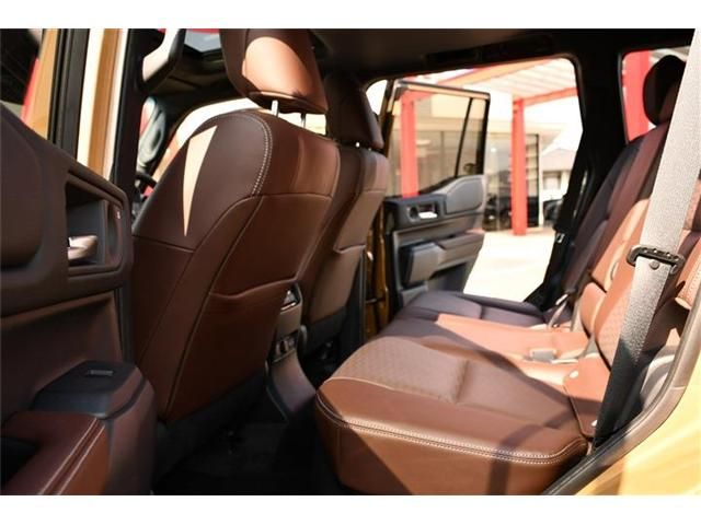 TOYOTA LANDCRUISER 250 2024 Image 31