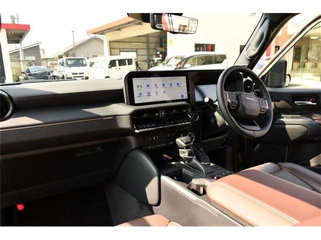 TOYOTA LANDCRUISER 250 2024 Image 31