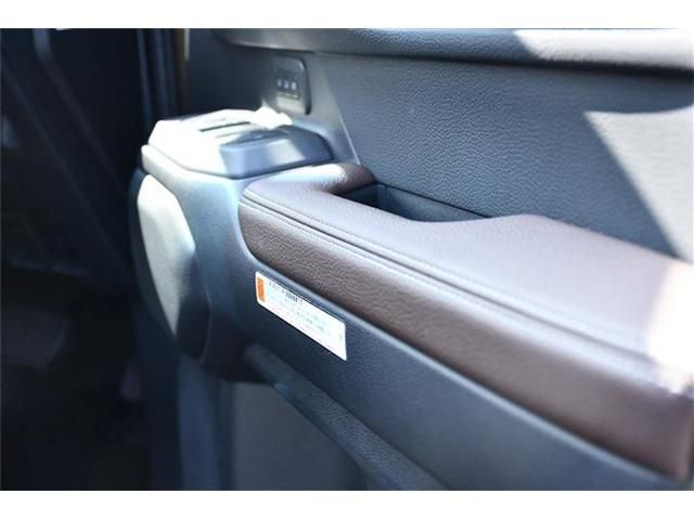 TOYOTA LANDCRUISER 250 2024 Image 31