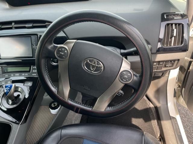 TOYOTA PRIUS 2011 Image 31