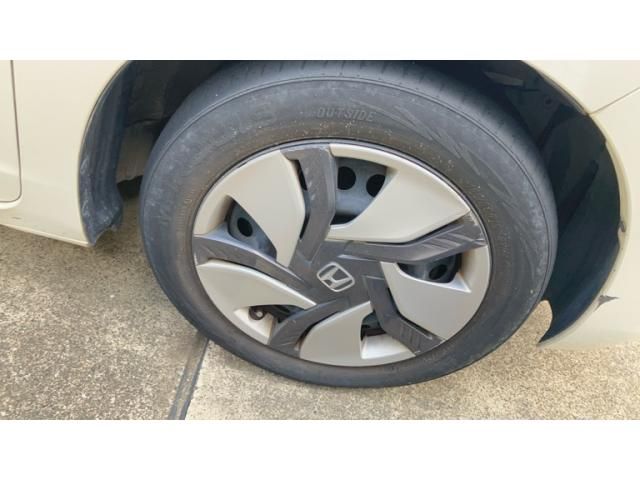 HONDA FIT HYBRID 2015 Image 31