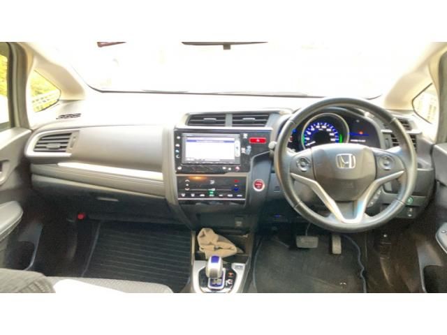 HONDA FIT HYBRID 2015 Image 31