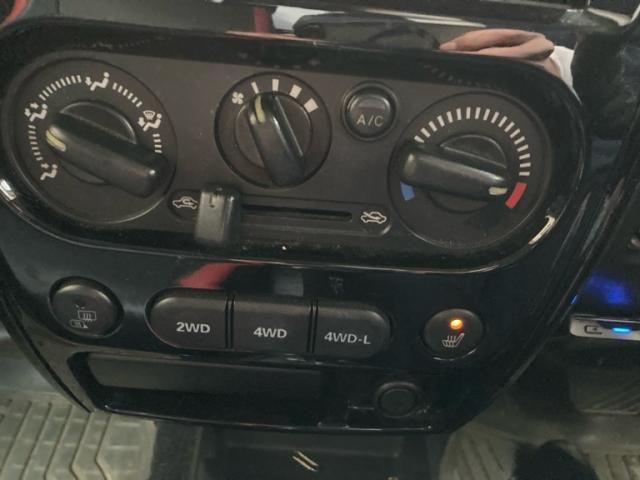 SUZUKI JIMNY 4WD 2013 Image 31