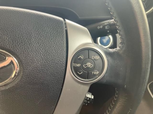 TOYOTA AQUA 2015 Image 31