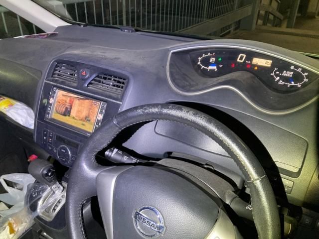 NISSAN SERENA  WG 2011 Image 31