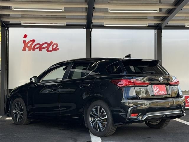 TOYOTA LEXUS CT200H 2018 Image 31