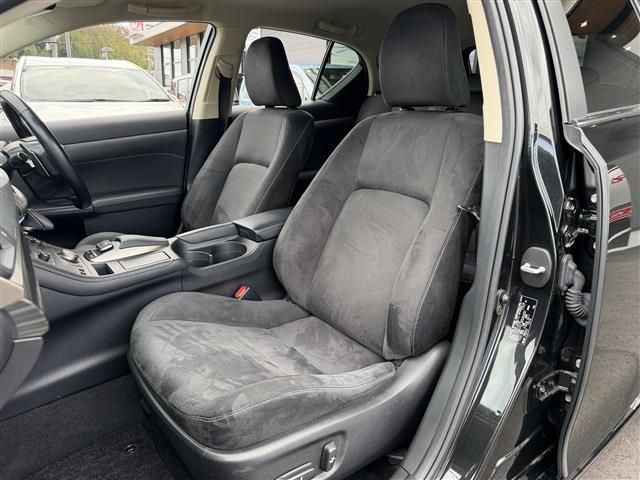 TOYOTA LEXUS CT200H 2018 Image 31