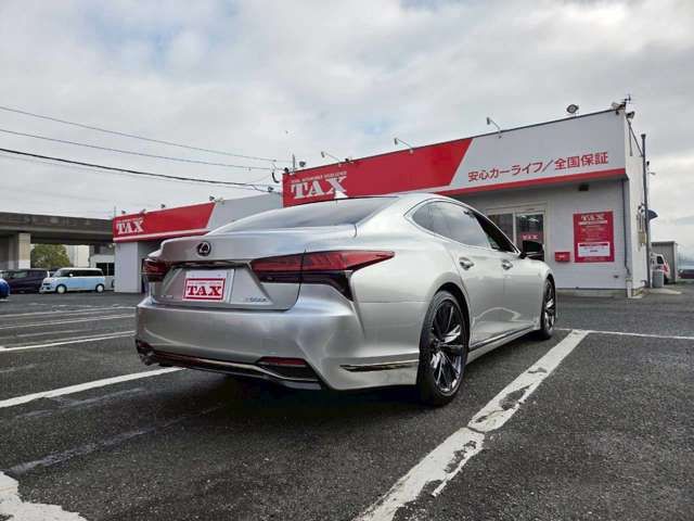 TOYOTA LEXUS LS500H 2021 Image 31