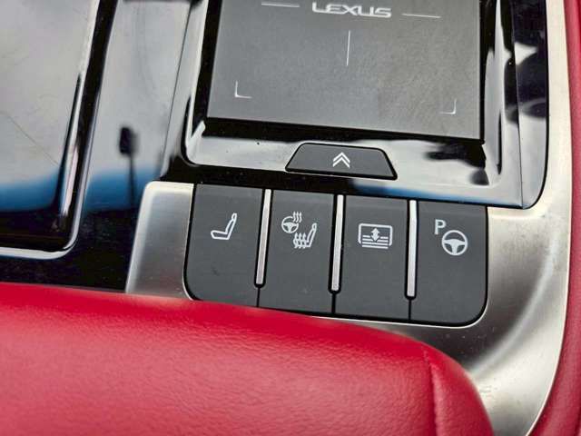 TOYOTA LEXUS LS500H 2021 Image 31