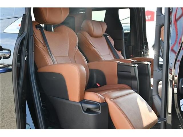 TOYOTA VELLFIRE  HYBRID 2024 Image 31