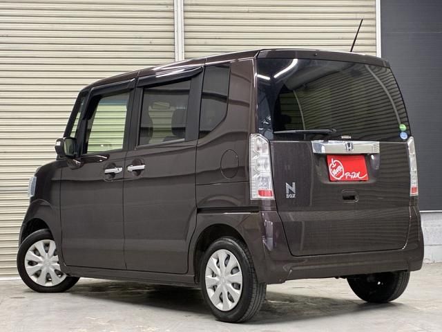 HONDA N BOX 2017 Image 31