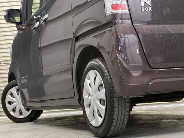 HONDA N BOX 2017 Image 31