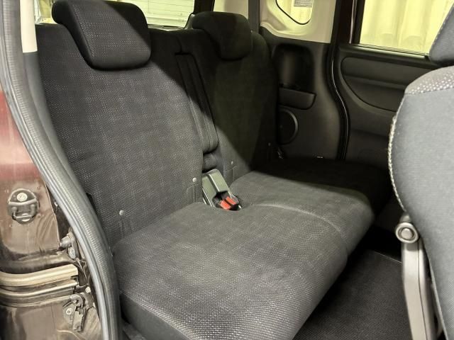 HONDA N BOX 2017 Image 31