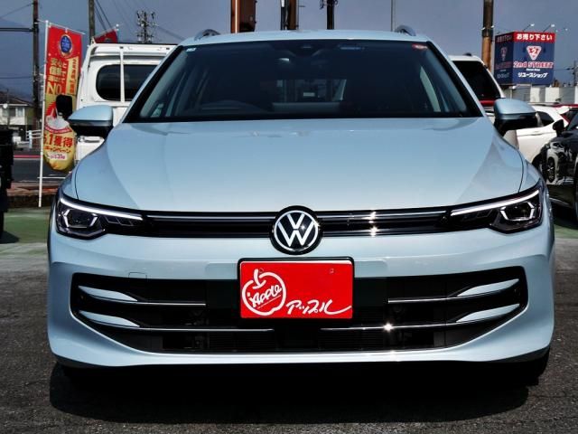 VOLKSWAGEN GOLF VARI 2025 Image 31