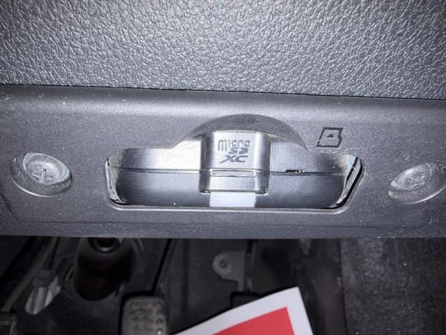 DAIHATSU ATRAI VAN 4WD 2023 Image 31