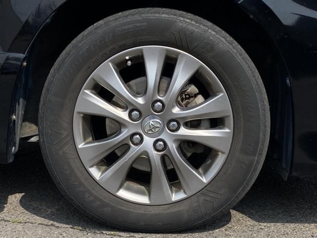 TOYOTA VOXY 2011 Image 31