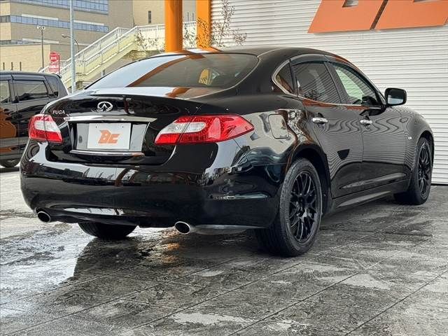 NISSAN FUGA 2013 Image 31