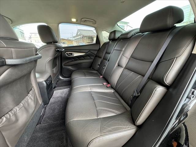 NISSAN FUGA 2013 Image 31