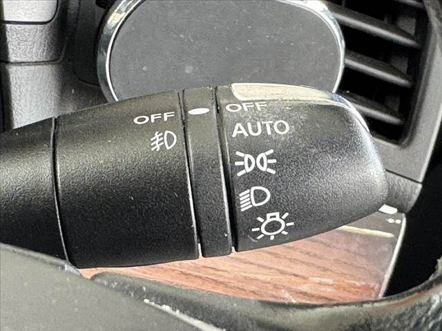 NISSAN FUGA 2013 Image 31