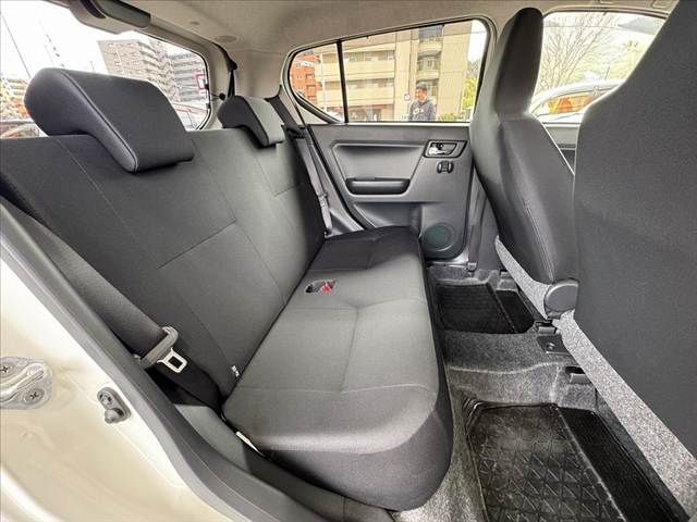 DAIHATSU MIRA E:S 2017 Image 31