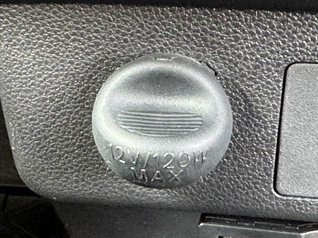 DAIHATSU MIRA E:S 2017 Image 31