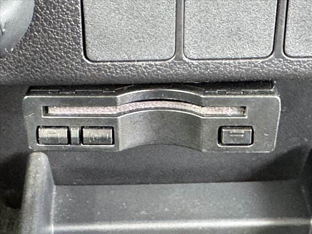 DAIHATSU MIRA E:S 2017 Image 31