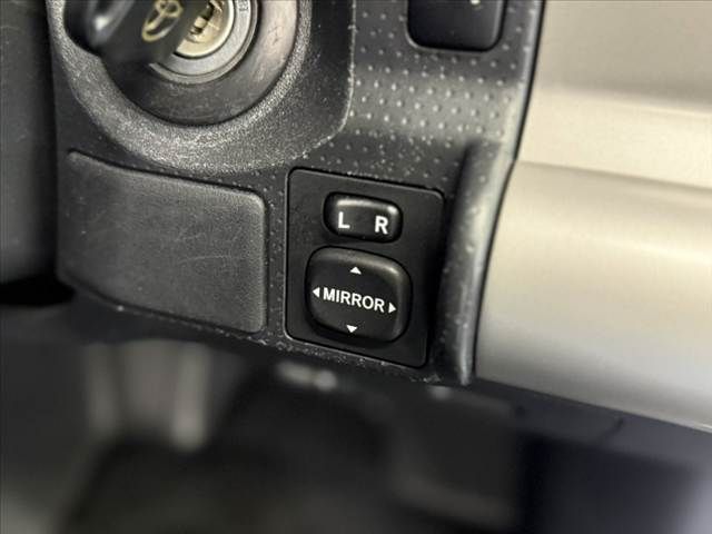 TOYOTA FJ CRUISER 4WD 2012 Image 31