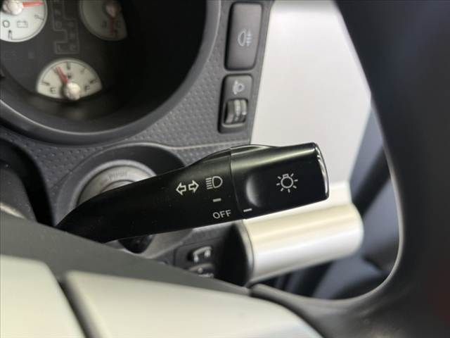 TOYOTA FJ CRUISER 4WD 2012 Image 31