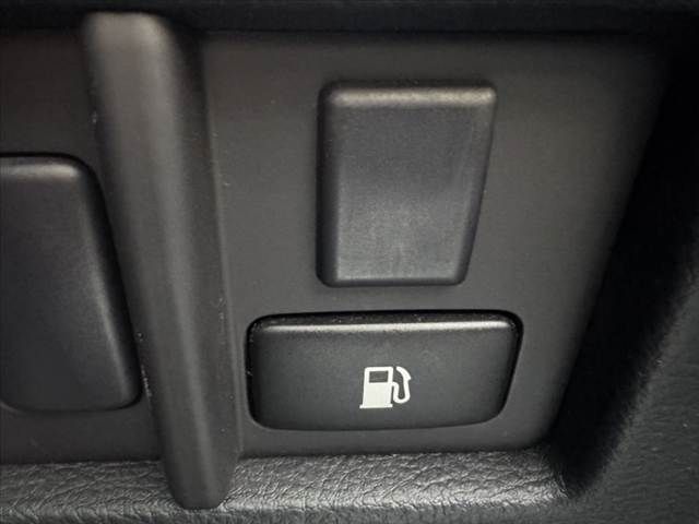 TOYOTA HARRIER 2WD 2007 Image 31