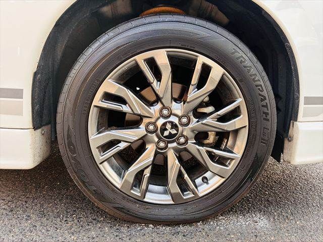 MITSUBISHI OUTLANDER PHEV 2017 Image 31