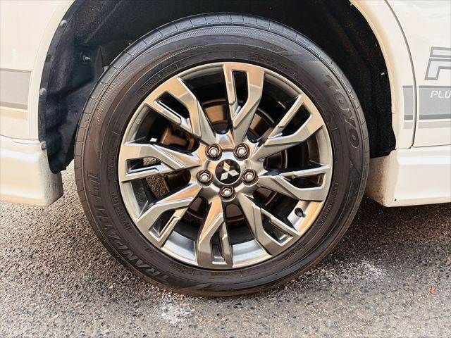 MITSUBISHI OUTLANDER PHEV 2017 Image 31