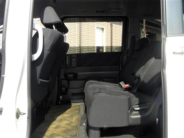 HONDA STEPWAGON SPADA 4WD 2011 Image 31