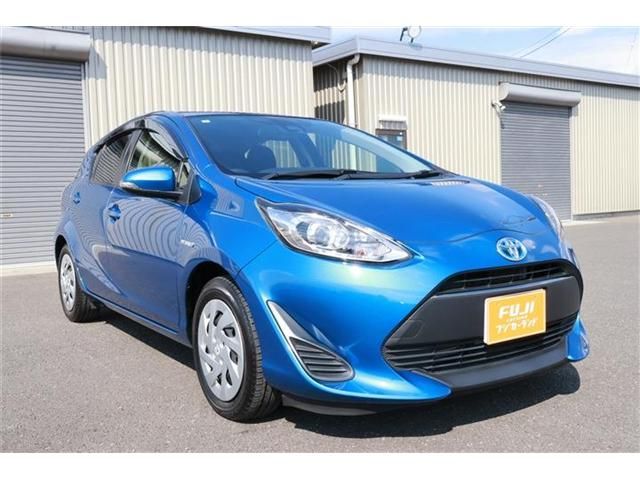 TOYOTA AQUA 2017 Image 31